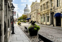 Строительство тротуаров в Монреале: первые пешеходные дорожки из синего камня