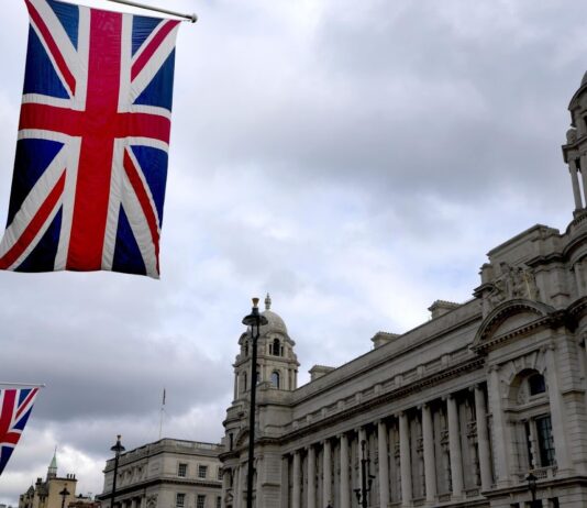 Что получит Квебек от соглашения между Канадой и Великобританией в области полезных ископаемых