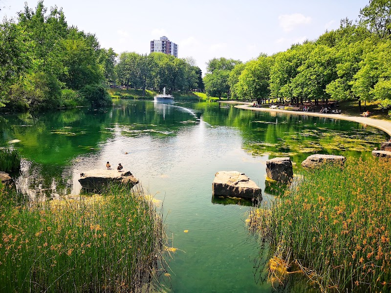 Parc La Fontaine